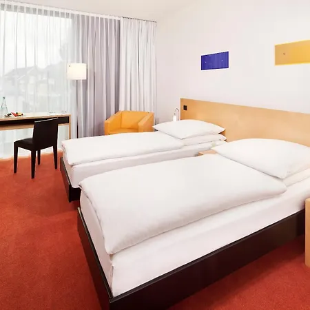 Innside By Melia Seestern