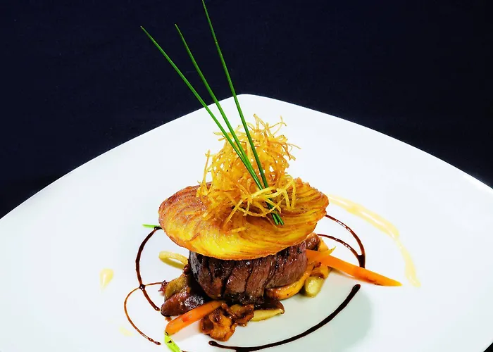 Innside By Melia Seestern